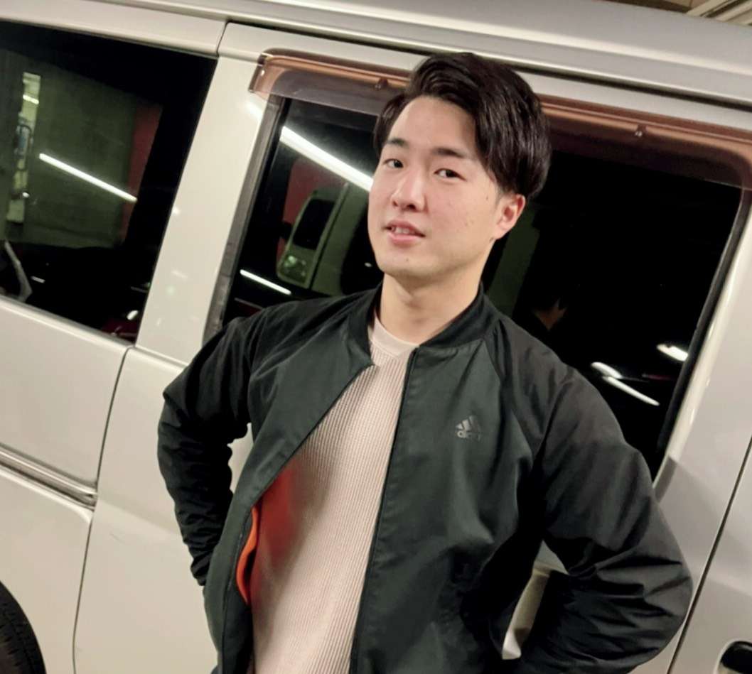 20代男性、経験年数1年、平均月収35万円